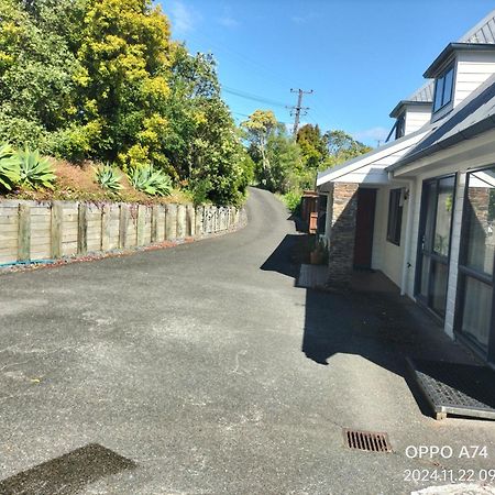 别墅中的一间客房 Окленд Экстерьер фото